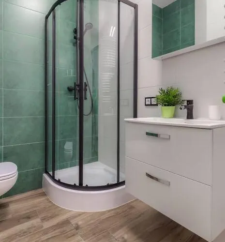 Geodezyjna '70 Cozy P2 * Varsó